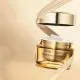 ESTEE LAUDER Revitalizing Supreme+ - Crème Hydratante Révélatrice de Jeunesse 30ml - Illustration n°3
